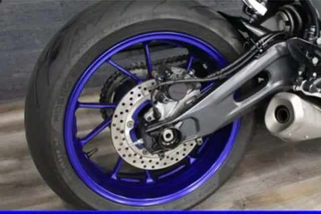 Yamaha R7 (2022) thumbnail 2