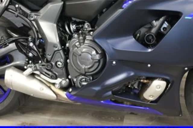 Yamaha R7 (2022) thumbnail 3