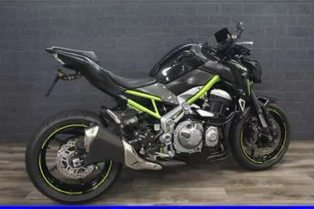 Kawasaki Z900 (2018) thumbnail 3