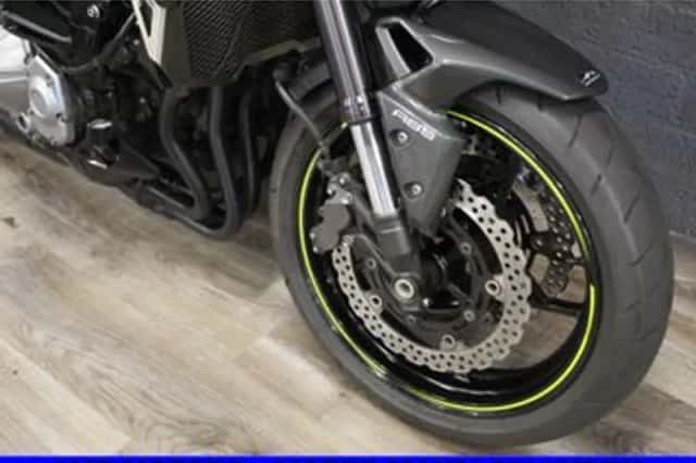 Kawasaki Z900 (2018) thumbnail 6