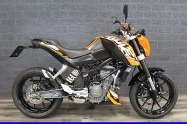 KTM 125 Duke (2014) thumbnail 1