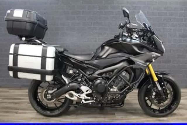 Yamaha Tracer 900 (2017) thumbnail 1