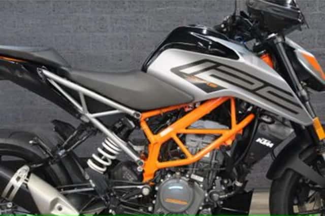 KTM 125 Duke (2021) thumbnail 4
