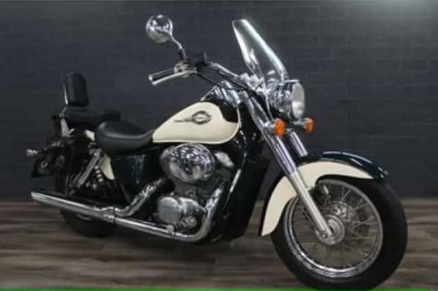 Honda VT 750C2 Shadow (1998) thumbnail 3