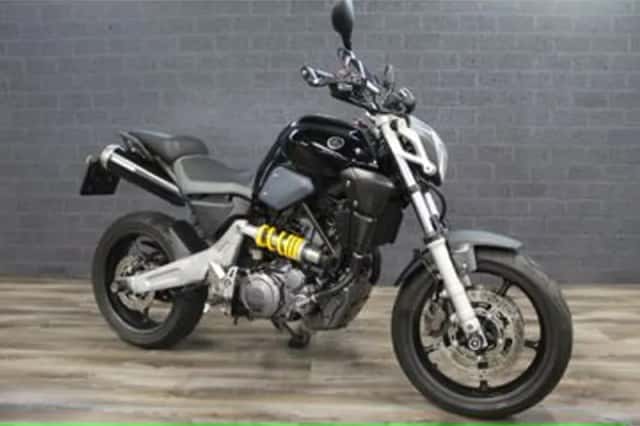 Yamaha MT-03 (2005) thumbnail 2