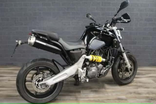 Yamaha MT-03 (2005) thumbnail 6