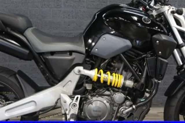 Yamaha MT-03 (2005) thumbnail 3