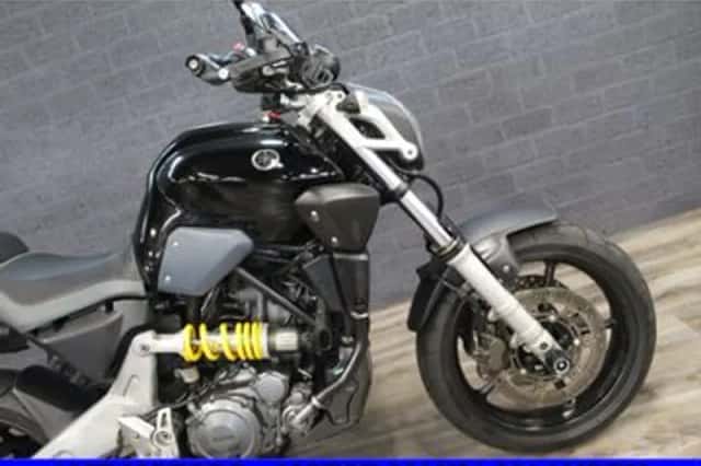 Yamaha MT-03 (2005) thumbnail 4