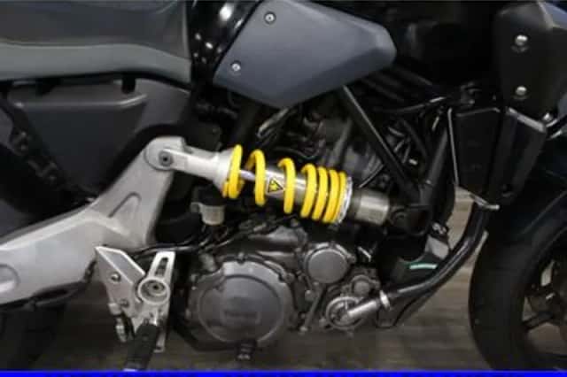 Yamaha MT-03 (2005) thumbnail 5