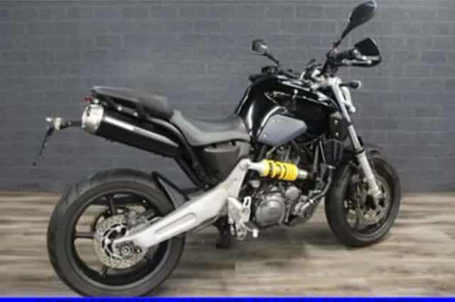 Yamaha MT-03 (2005) thumbnail 6