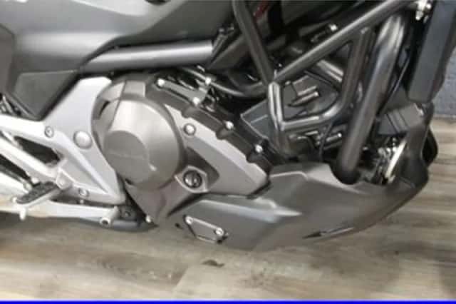 Honda NC750X (2015) thumbnail 4