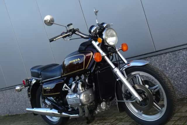 Honda GL 1000 K3 (1979) thumbnail 2