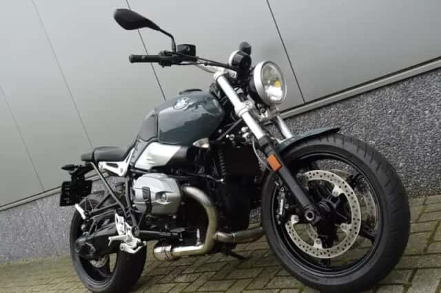 BMW R nine t pure (2017) thumbnail 2