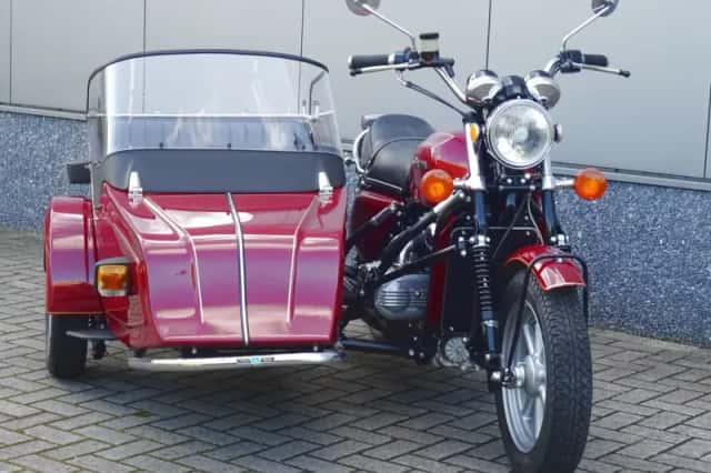 Honda GL 1000 Gold Wing (1976) thumbnail 2