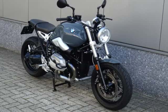 BMW R nine t pure (2018) thumbnail 2