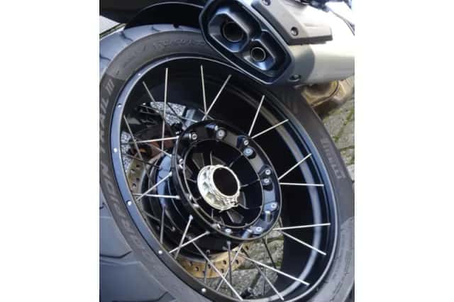 Moto Guzzi Stelvio (2025) thumbnail 6