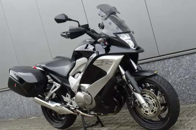 Honda VFR 800 X Crossrunner (2012) thumbnail 2