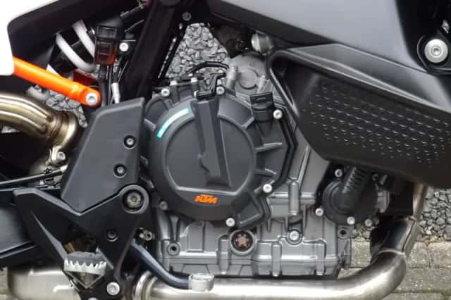 KTM 890 SMT (2023) thumbnail 4