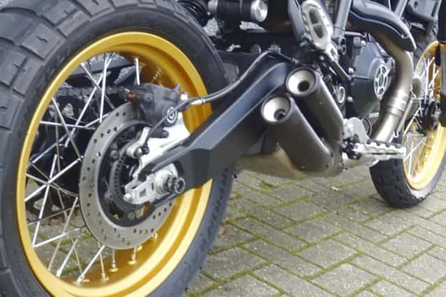 Ducati Scrambler DESERT SLED (2017) thumbnail 6