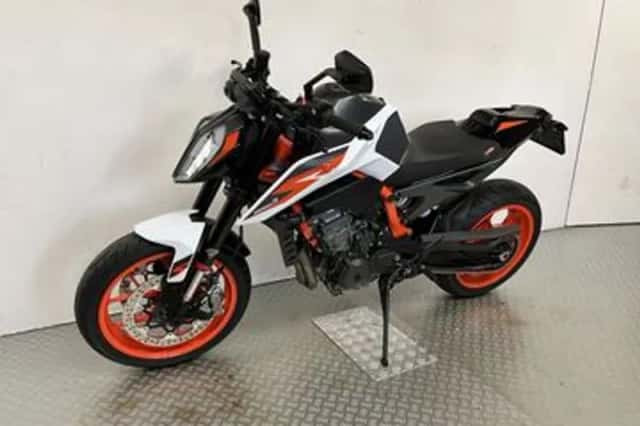 KTM 890 Duke (2020) thumbnail 5