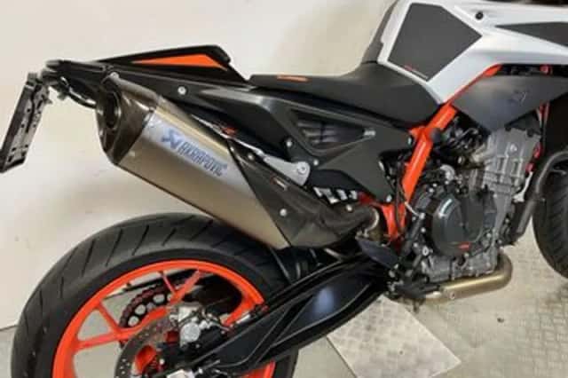 KTM 890 Duke (2020) thumbnail 6