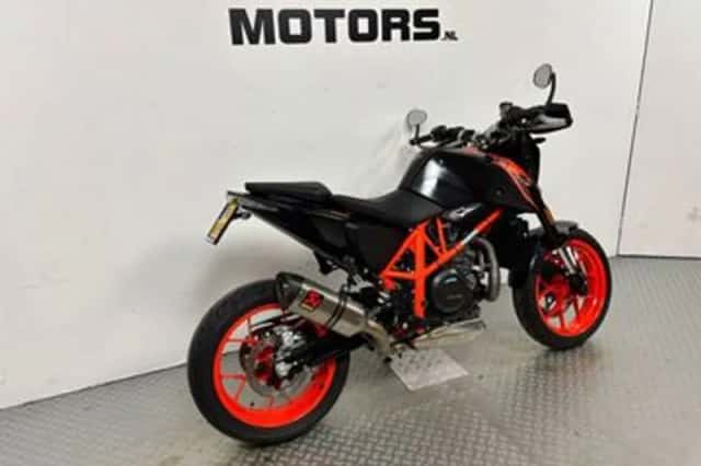 KTM 690 Duke (2017) thumbnail 3