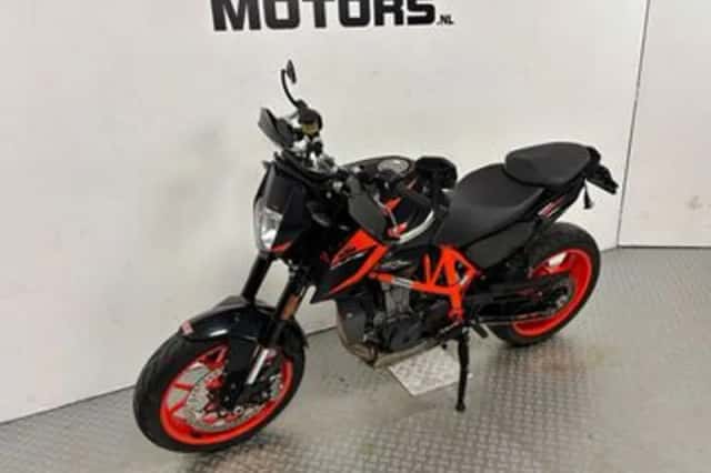 KTM 690 Duke (2017) thumbnail 5