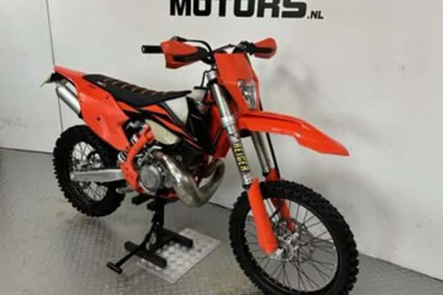 KTM EXC 250 (2019) thumbnail 2