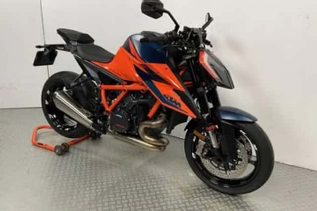 KTM 1290 Super Duke (2020) thumbnail 2