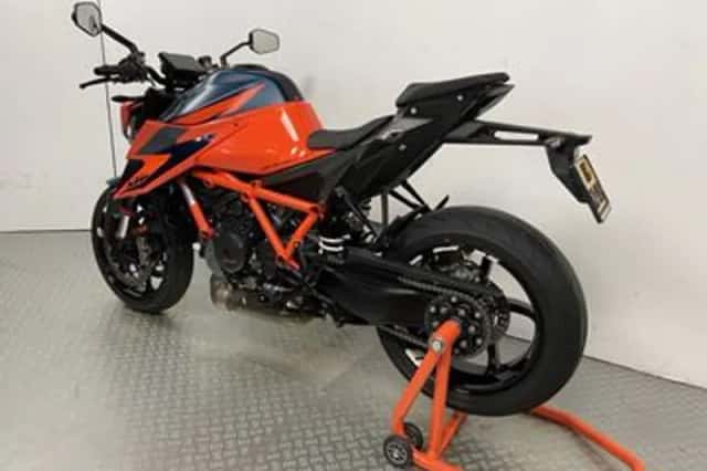 KTM 1290 Super Duke (2020) thumbnail 6
