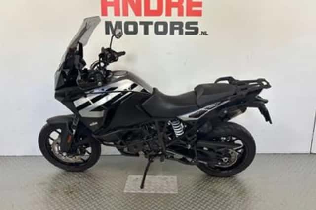 KTM 1290 Super Adventure (2019) thumbnail 4
