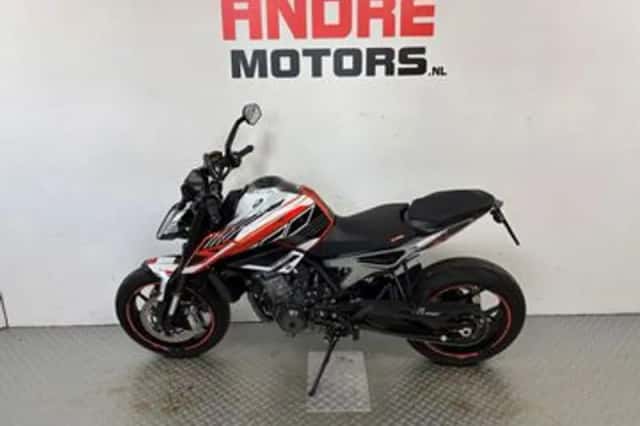 KTM 790 Duke (2019) thumbnail 4