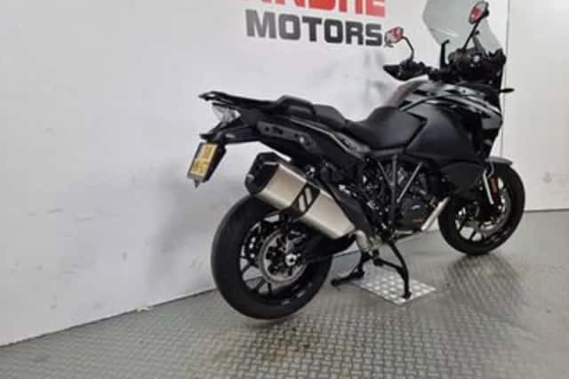 KTM 1290 Super Adventure (2020) thumbnail 2