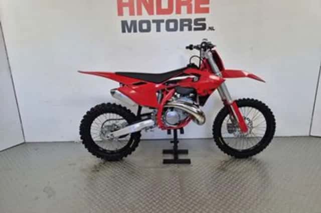 Gas Gas MC 250 (2025) thumbnail 1