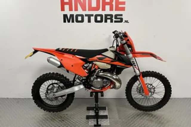 KTM EXC 250 (2018) thumbnail 1