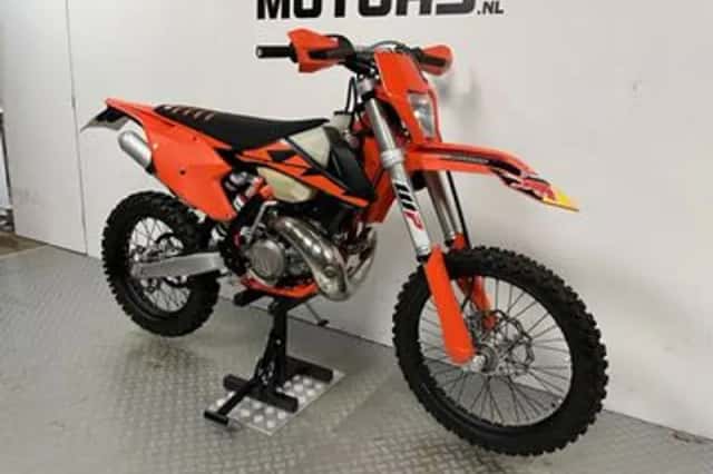 KTM EXC 250 (2018) thumbnail 2