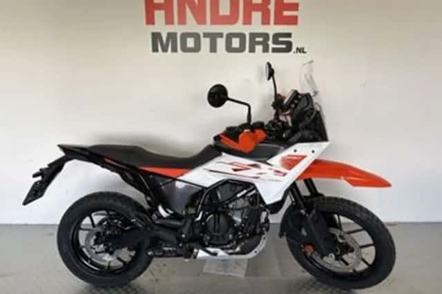 KTM 390 Adventure (2025) thumbnail 1