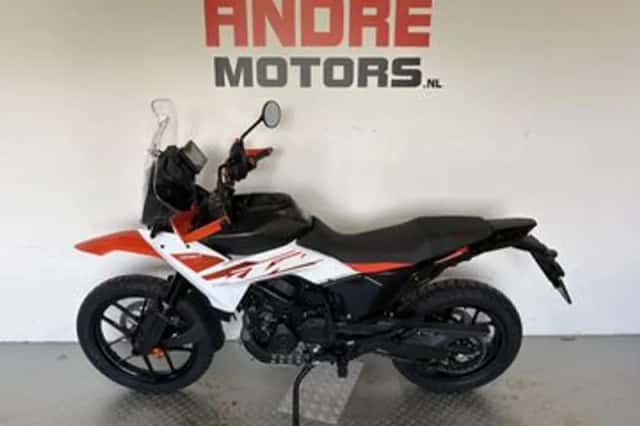 KTM 390 Adventure (2025) thumbnail 4
