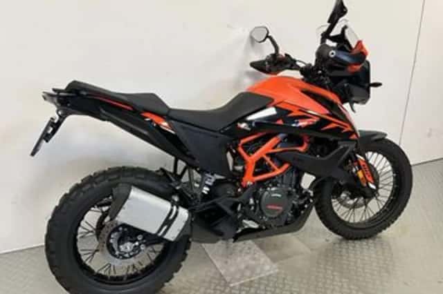 KTM 390 Adventure (2024) thumbnail 3