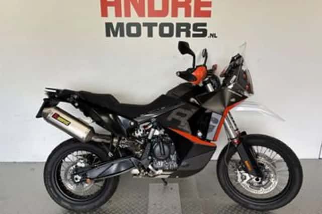 KTM 890 Adventure (2021) thumbnail 1