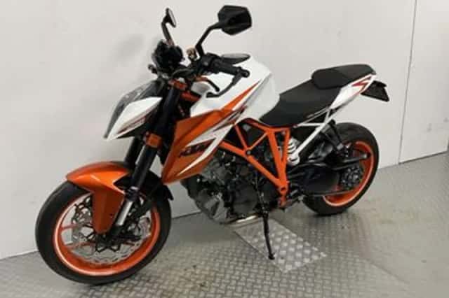 KTM 1290 Superduke R (2016) thumbnail 6