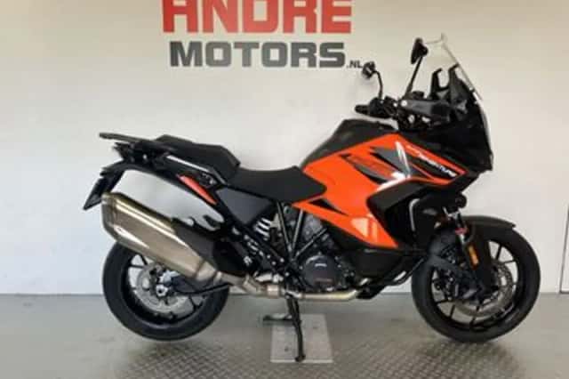 KTM 1290 Super Adventure (2021) thumbnail 1