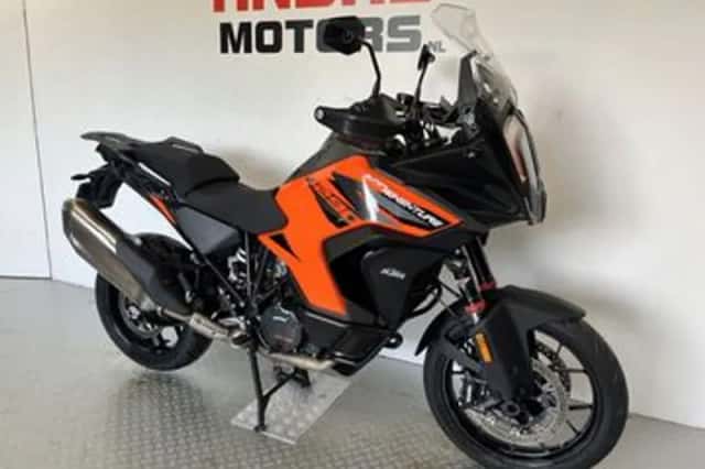 KTM 1290 Super Adventure (2021) thumbnail 2
