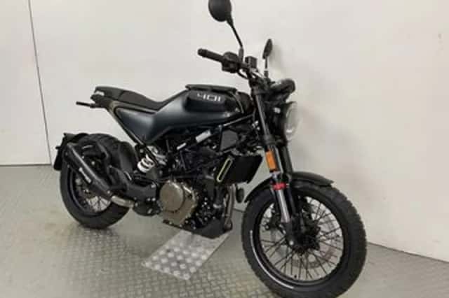 Husqvarna Svartpilen 401 (2023) thumbnail 2