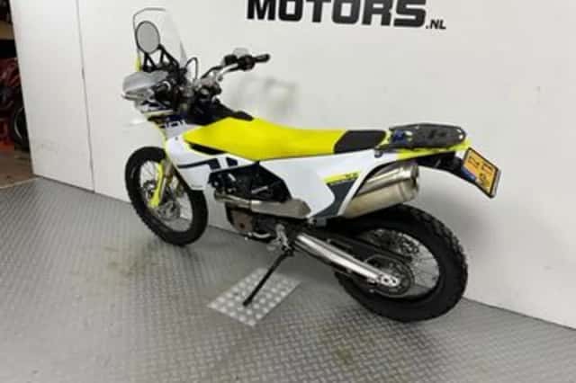 Husqvarna 701 Enduro (2021) thumbnail 4