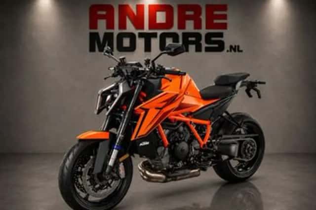 KTM Super Duke 1390 (2026) thumbnail 3