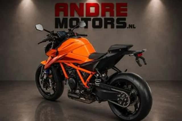 KTM Super Duke 1390 (2026) thumbnail 6