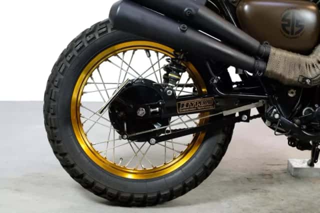 Kawasaki W800 (2016) thumbnail 6