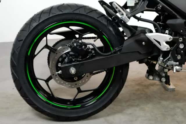 Kawasaki Z e-1 (2024) thumbnail 6