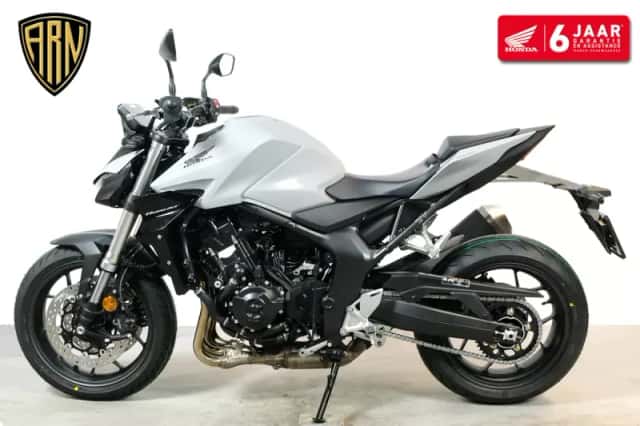 Honda CB 1000 Hornet (2026) thumbnail 3